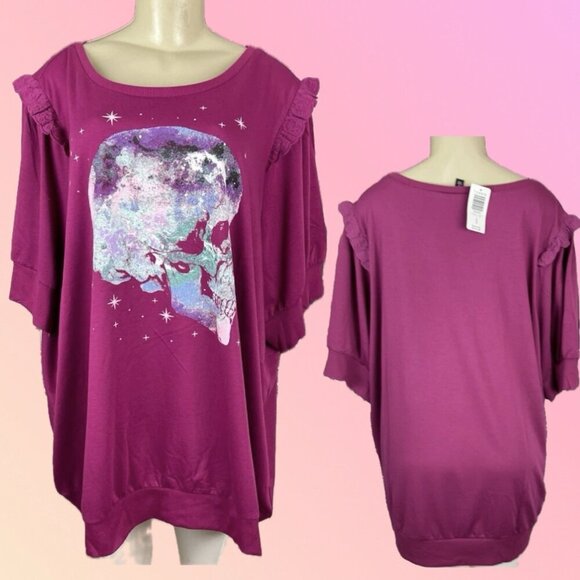 Torrid +5 Magenta Skull Graphic Ruffle Eyelet Shoulder Half Sleeve Sweatshirt - Picture 1 of 6